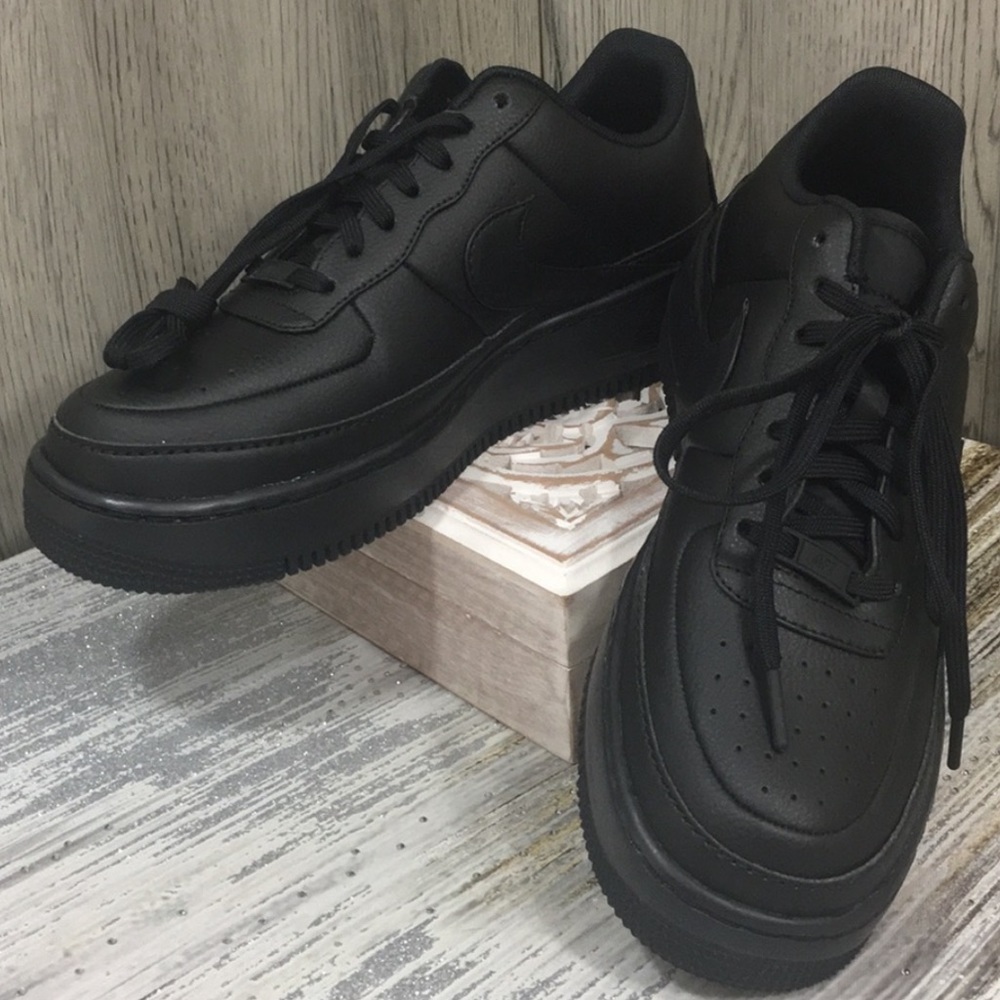 NIKE WMNS AF1 JESTER XX black/black-black - Picture 6 of 8